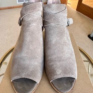 Lucky brand wedge boot .